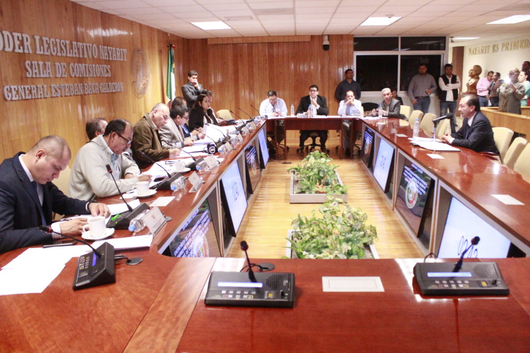Entrevista y valora Congreso a los siete aspirantes a ocupar la Fiscalía General