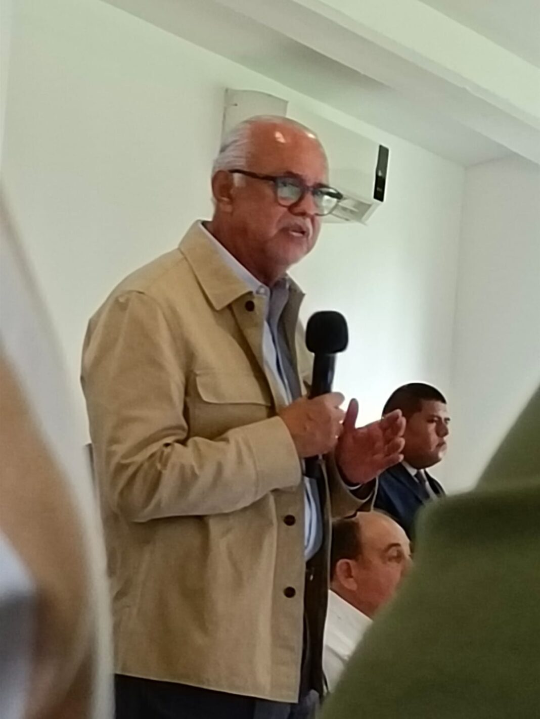 Si la autoridad Rectoral “no entiende ni atiende, que se busquen otro tonto. Yo no. Así de claro”: MANQ