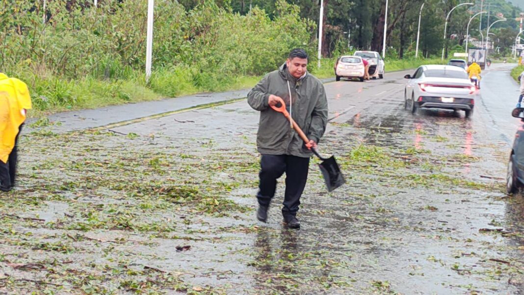 Gobierno de Nayarit atiende emergencias tras afectaciones por tormenta