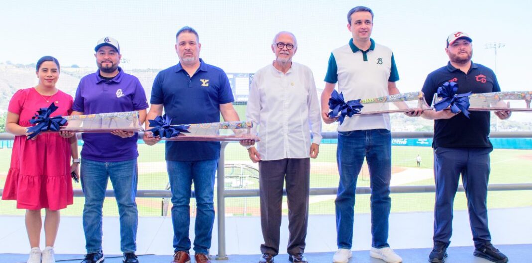 Nayarit le apuesta al deporte y a la infraestructura deportiva: Miguel Ángel Navarro Quintero