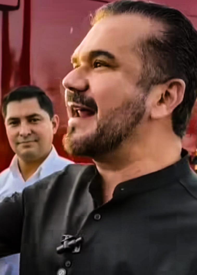 DEL GABINETE AL CABARET: ALEJANDRO GALVÁN Y SU CHISTE DE SECUNDARIA EN PLENA TRANSMISIÓN OFICIAL