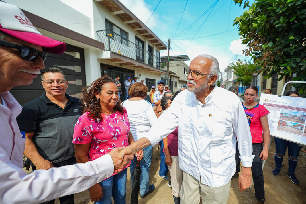 Miguel Ángel Navarro Quintero lleva obras e inversión educativa y de rehabilitación de vialidades a las y los tepicenses