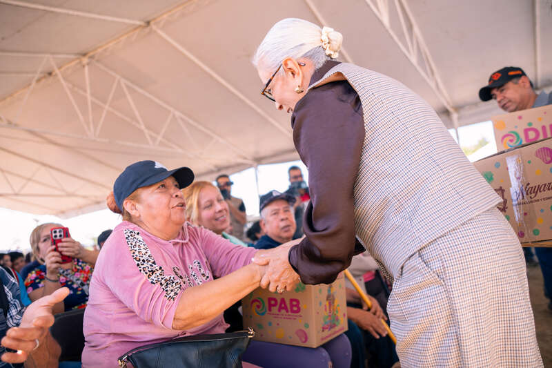 Beatriz Estrada mejora la salud y el bienestar de las familias de la Cantera, en Tepic