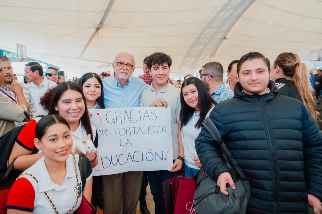 Miguel Ángel Navarro impulsa vinculación entre educación y empleo para fortalecer el futuro de las juventudes