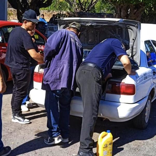 Inicia verificación vehicular 2026 para taxis en Nayarit