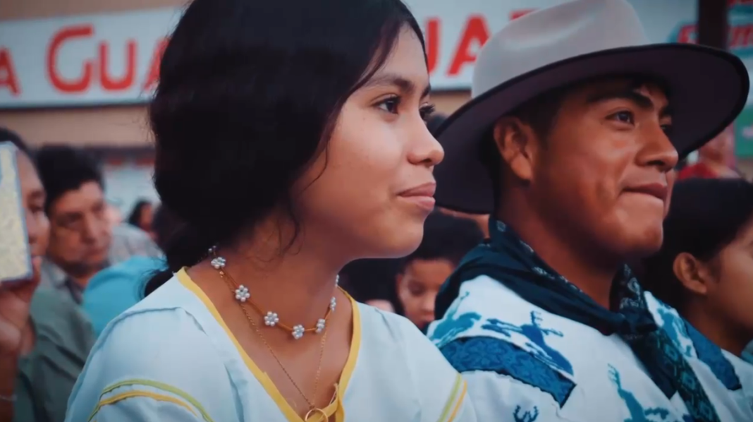 LES DA PRESENCIA LA ‘GLORIETA NAYARIT’