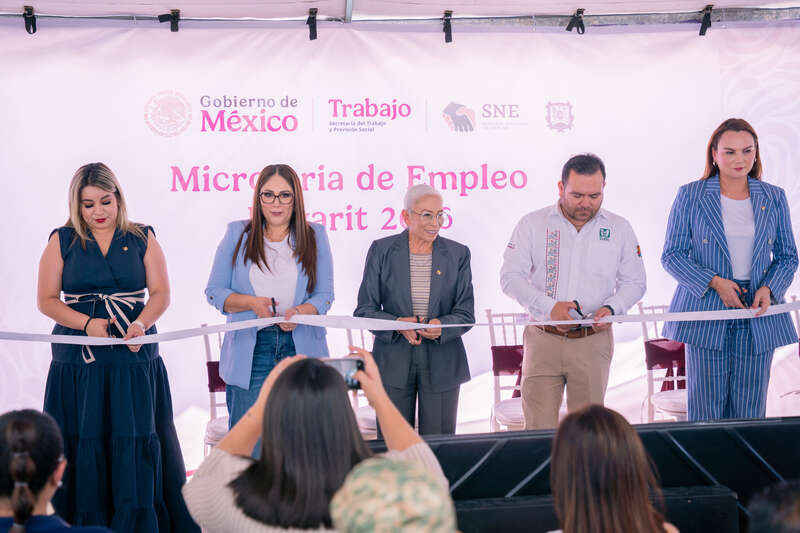 Microferia del Empleo impulsa oportunidades laborales para las familias nayaritas