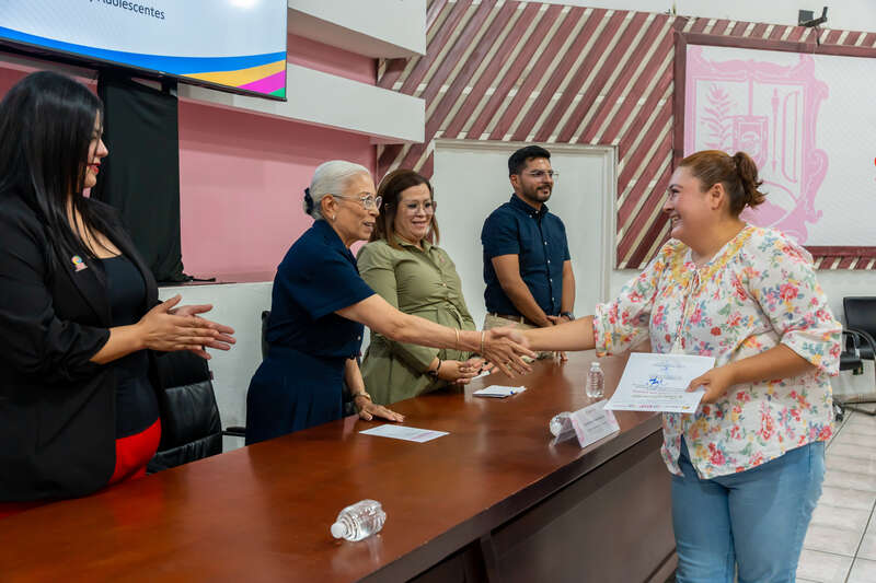 Corazón de Nayarit fortalece la adopción con talleres de sensibilización y acompañamiento