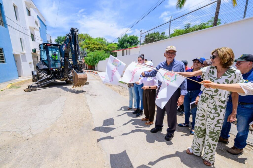 Avanzan obras de vialidad y servicios públicos en Tepic y Xalisco