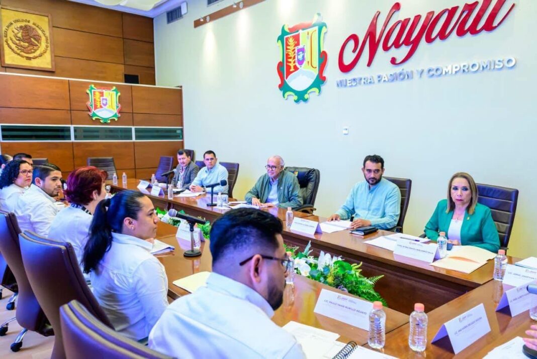 Establecen estrategias para fortalecer la educación en Nayarit