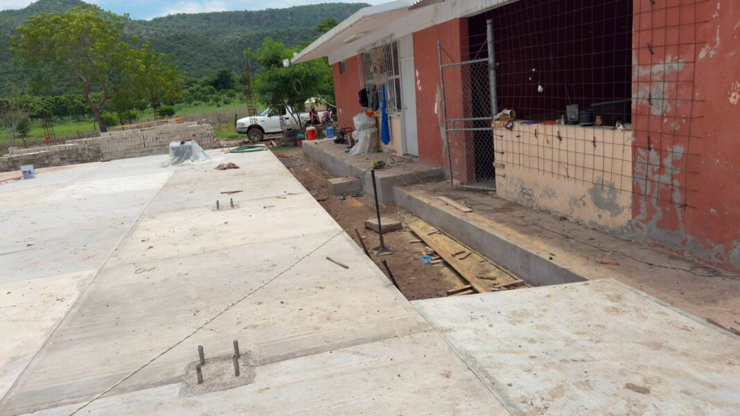 Fortalecen infraestructura educativa en Francisco Villa Fortalecen infraestructura educativa en Francisco Villa